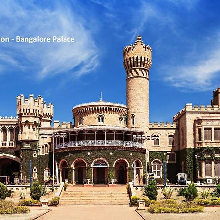 Oyo 7669 The Trinitywood Hotel بنغالور المظهر الخارجي الصورة