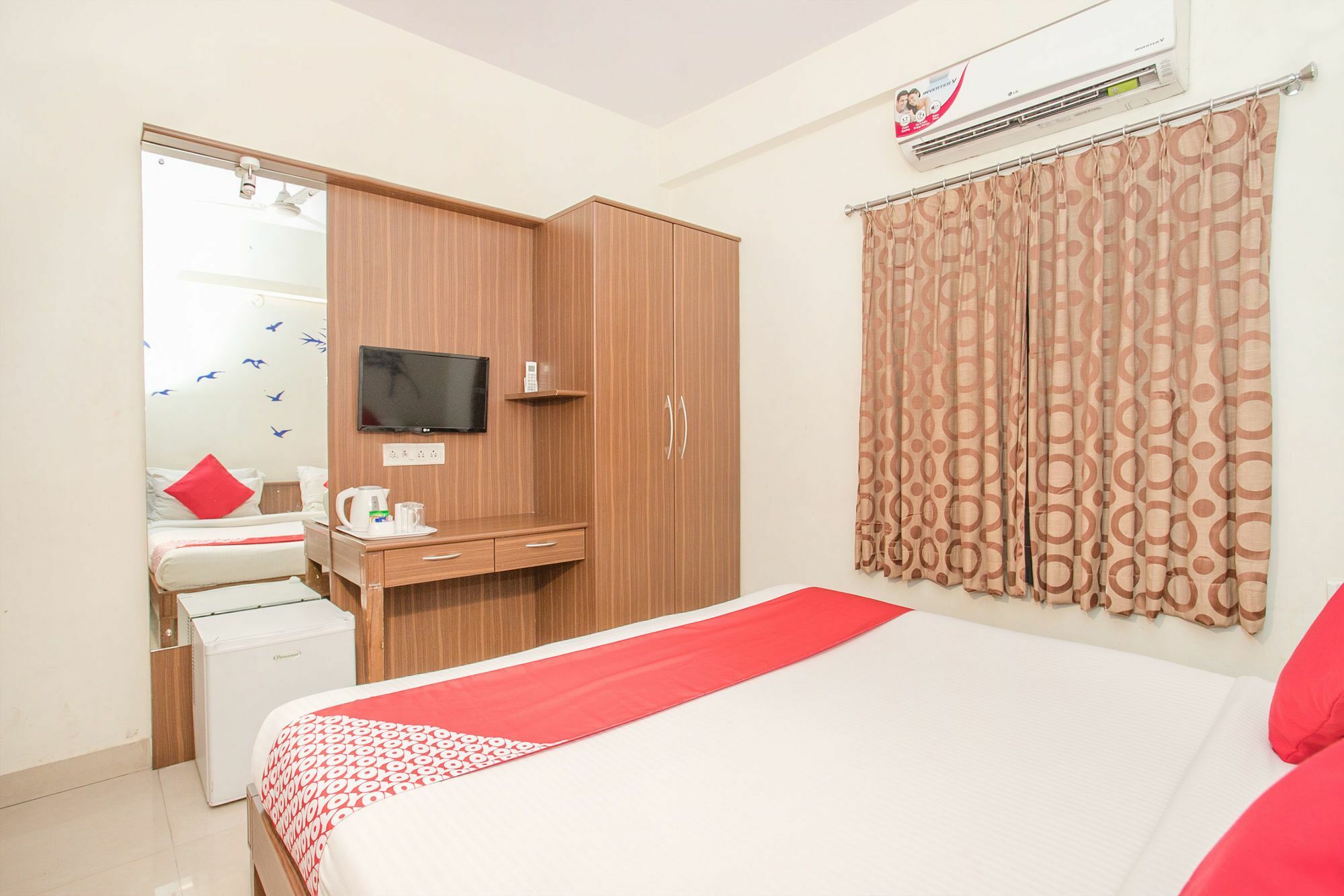 Oyo 7669 The Trinitywood Hotel بنغالور المظهر الخارجي الصورة